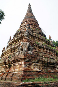 缅甸曼德勒因瓦砖塔图片