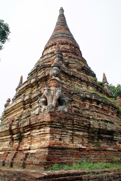 缅甸曼德勒因瓦砖塔图片