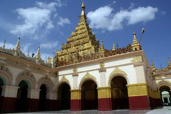 缅甸曼德勒的马哈穆尼帕亚塔图片