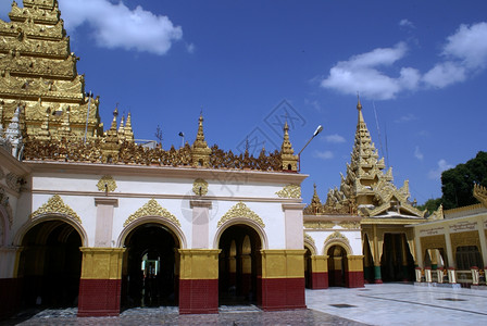缅甸曼德勒的马哈茂尼帕亚塔图片