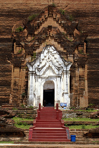 缅甸曼德勒明贡大砖石塔入口图片