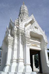 泰国中部Ayuthaya瓦特的白塔图片