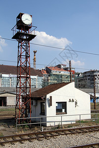 斯尔比亚铁路的时钟塔图片