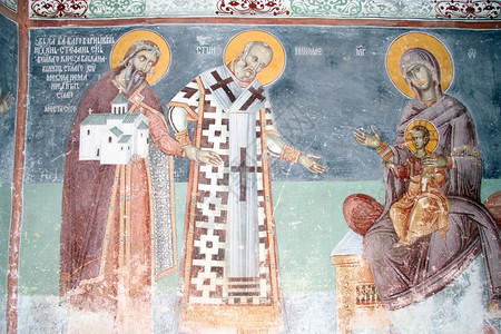 黑山摩拉查修道院教堂墙上的照片图片
