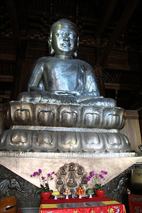 上海金根庙银佛雕像图片