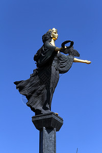 保加利亚索菲市中心的雕像图片