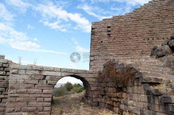 土耳其阿索斯的楼梯和堡垒墙图片