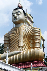 斯里兰卡迪克韦拉附近的WewurukannalaVihara佛像大雕图片