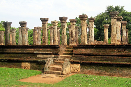 斯里兰卡波隆纳鲁瓦的尼桑卡马拉宫背景图片
