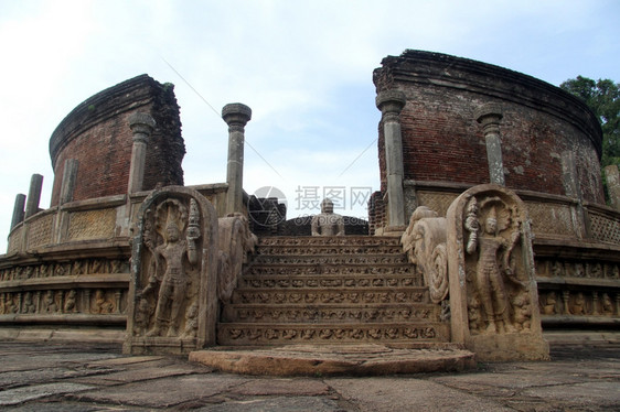 斯里兰卡Polonnaruwa的圆殿寺图片