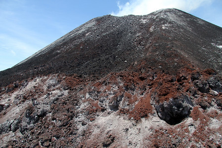 印度尼西亚克拉卡托火山岩和峰图片