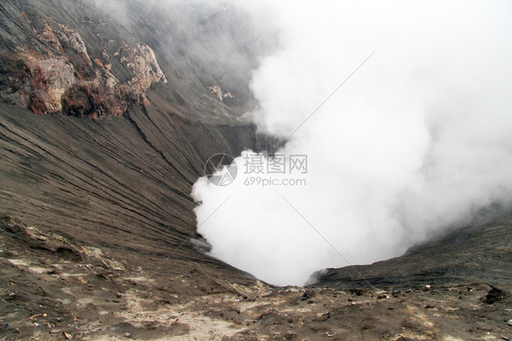 印度尼西亚Bromo火山坑内图片