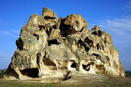 土耳其米达斯有岩洞的石图片