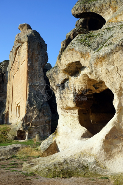 土耳其米达斯的塔山洞和寺庙图片