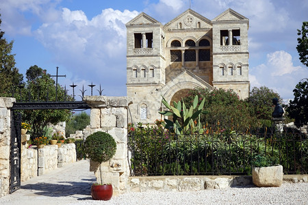 以色列塔沃山变形教堂之门图片