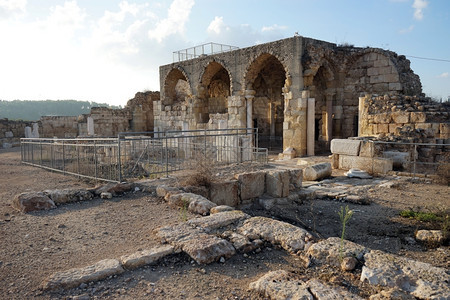 以色列拜特古夫林寺庙的废墟图片