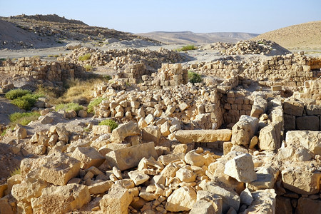 以色列朱迪亚沙漠MeizadTamar堡垒的废墟图片