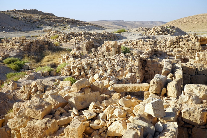 以色列朱迪亚沙漠meizadtamar堡垒的废墟