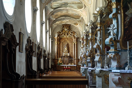 莫赫斯德格金克洛伊斯特教堂2015年8月图片