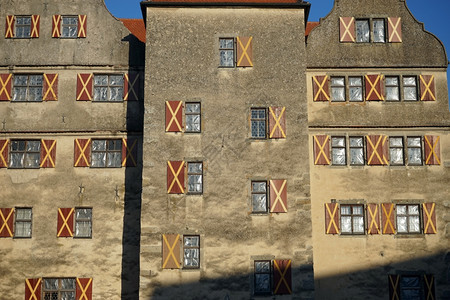 2015年8月Harburg城堡内侧的墙和窗户图片