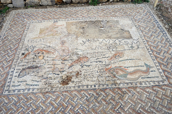 摩洛哥梅克内斯约2018年3月沃鲁比利斯的古代马赛克图片