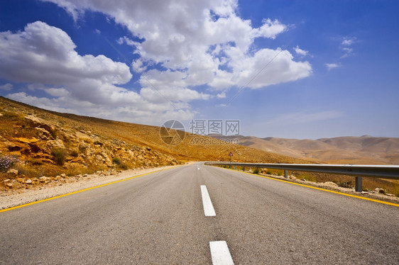 以色列撒玛利亚蜿蜒的道路图片