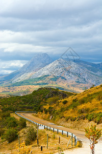 西班牙坎塔布里安山风道图片