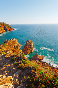 葡萄牙大西洋的落基海岸图片