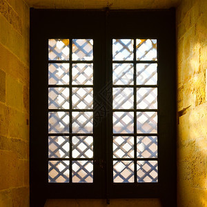 葡萄牙托马尔市圣殿教堂窗口图片