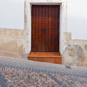历史中心Wooden古代西班牙门图片