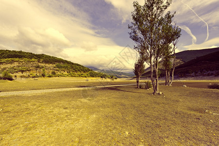 西班牙坎塔布里安山景象图片