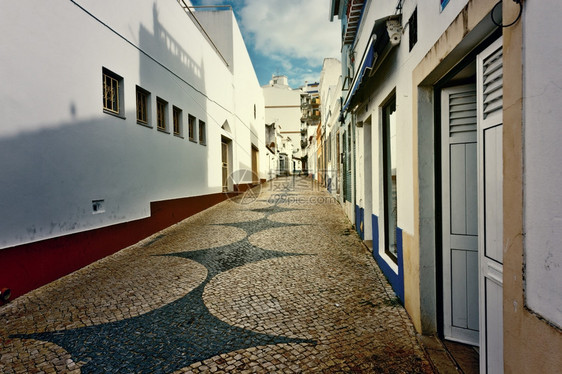 中世纪葡萄牙城市洛戈斯的典型建筑图片