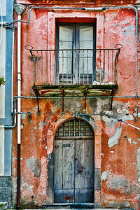 西里市阿梅纳广场的旧房子图片图片