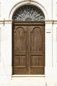 拉古萨市历史中心Wooden意大利门图片