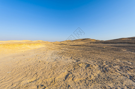 以色列内盖夫沙漠落基山脉的荒凉无穷中东令人窒息的景观和质图片