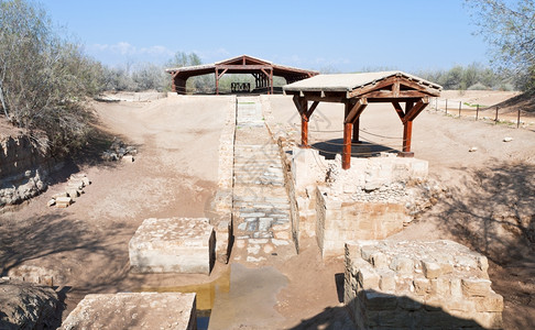 约旦河床古老历史约旦河床的洗场所图片
