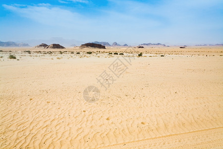 约旦瓦迪鲁姆沙漠地貌图片