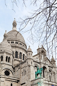 法国巴黎圣心大教堂的墙壁图片