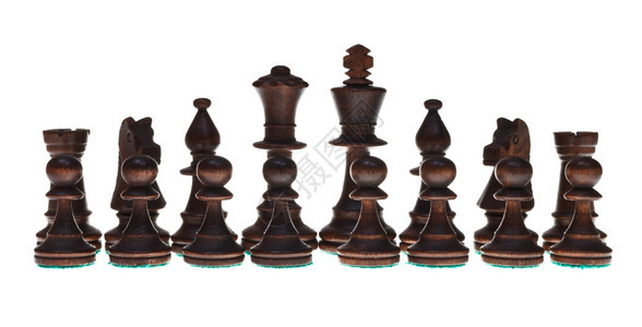 在白色背景中孤立的一组黑色象棋元件图片