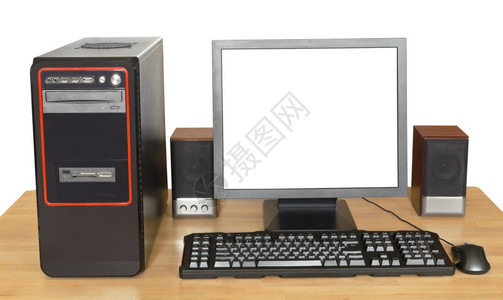 黑桌面计算机以剪切屏幕键盘鼠标白背景孤立的木制桌上扬声器显示图片