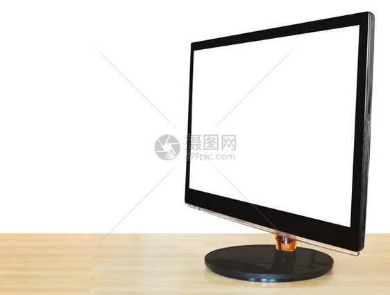计算机黑宽屏幕显示的侧边视图在白色背景上孤立的木制表格上剪切屏幕图片