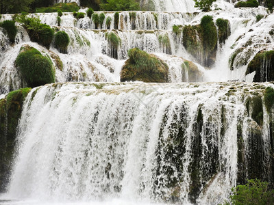 克罗地亚达尔马提科纳地区连瀑布图片