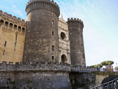 新城堡CastelNuovoMaschioAngiino那不勒斯的中世纪城堡图片