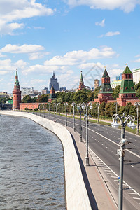 莫斯科天际河克里姆林宫海岸莫斯科克里姆林宫塔俄罗斯莫科夏季日图片