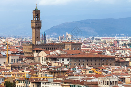 前往意大利从米开朗基罗广场俯瞰佛罗伦萨城和维基奥宫图片