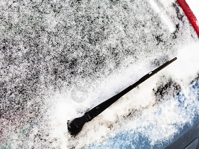 冬季车窗后冷冻的图片