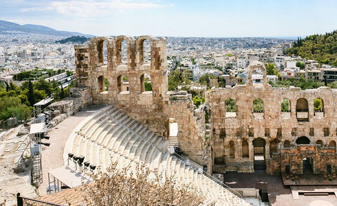 前往希腊奥克罗波利斯和雅典市HerodesAtticus石剧院Odeon图片