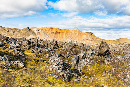 前往冰岛高地区Fjellabak自然保护区Landmannalaugar地区的Laugahraun火山熔岩场风景冰岛高地区Sep图片