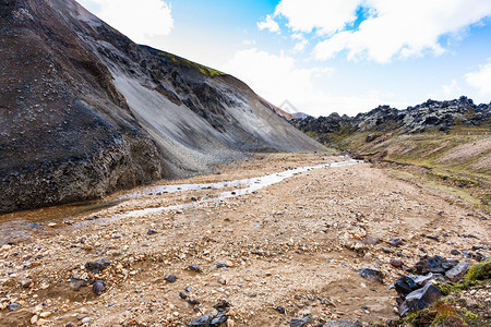 前往冰岛9月冰岛高原地区Fjallabak自然保护区Landmannalaugar地区的Graenagil峡谷图片