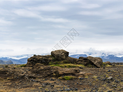 去冰岛旅游9月在卡特拉地质公园大西洋南岸的维克米达尔村附近的戴罗雷半岛火山表面图片